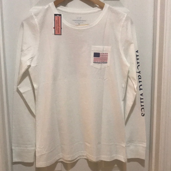 Vineyard Vines Tops - NWT Vineyard Vines women’s XS long sleeve tee